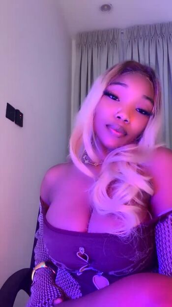 Full leaked Amateur streamers page private onlyfans photo