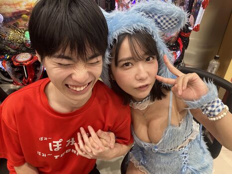 Amau Kisumi 天羽希純