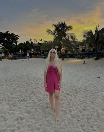 Full leaked Amber koltzow bastick private onlyfans photo