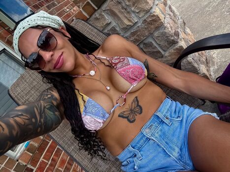 Full leaked Amber reacts private onlyfans photo