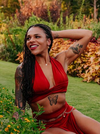 Full leaked Amber reacts private onlyfans photo
