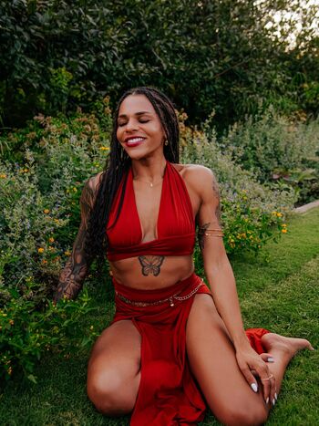 Full leaked Amber reacts private onlyfans photo