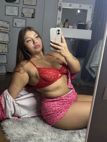 Full leaked Ambreestmignone private onlyfans photo