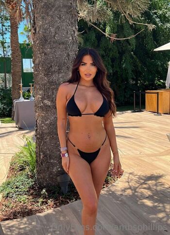 Full leaked Ambsphillips private onlyfans photo