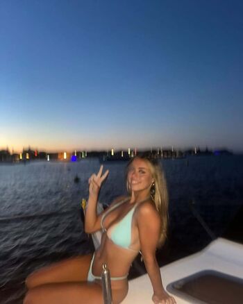 Full leaked Amelie browne page private onlyfans photo