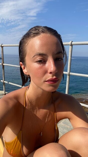 Full leaked Amelie manzoli  page private onlyfans photo