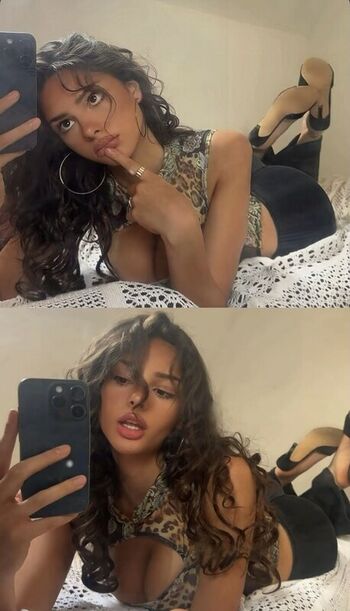 Full leaked Ameliealbrow private onlyfans photo