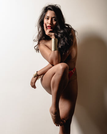 Full leaked Amina model private onlyfans photo