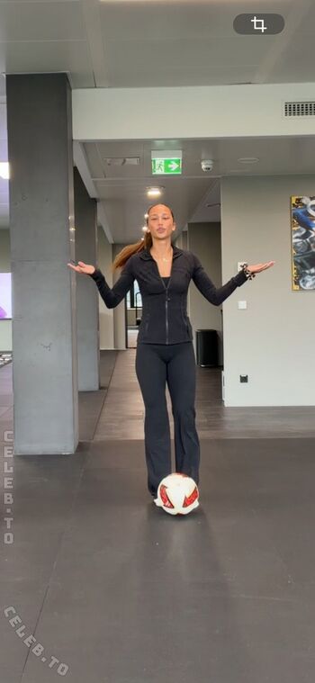 Full leaked Amira dahl private onlyfans photo