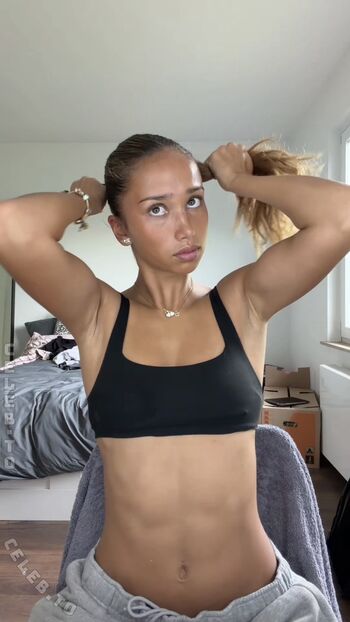 Full leaked Amira dahl private onlyfans photo