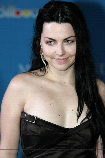 Full leaked Amy lee private onlyfans photo