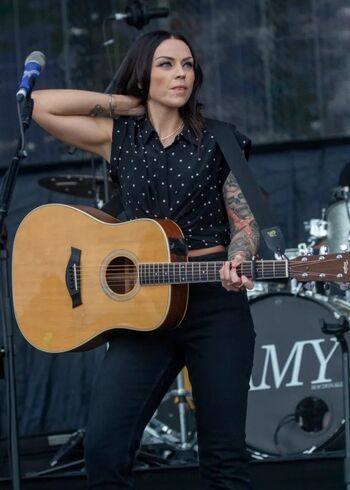 Full leaked Amy macdonald singer private onlyfans photo