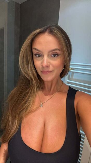 Full leaked Amy quesada getgood page private onlyfans photo