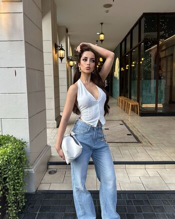 Full leaked Amy viranya berry page private onlyfans photo