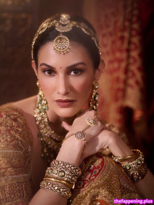 Amyra Dastur