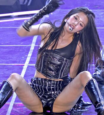 An Yujin 안유진 |