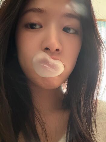 An Yujin 안유진 |