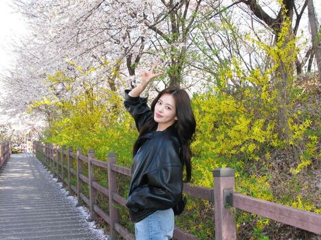 Full leaked An yujin private onlyfans photo