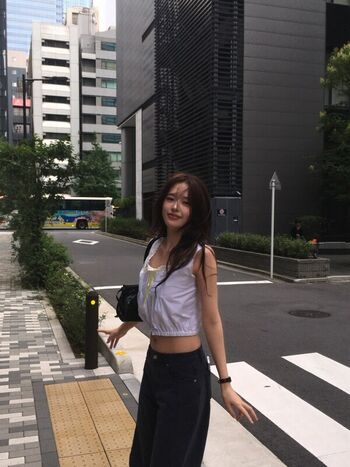 Full leaked An yujin private onlyfans photo