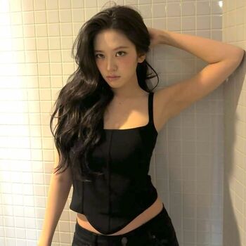 Full leaked An yujin page private onlyfans photo