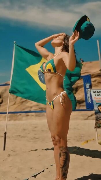 Full leaked Ana carolina dias private onlyfans photo