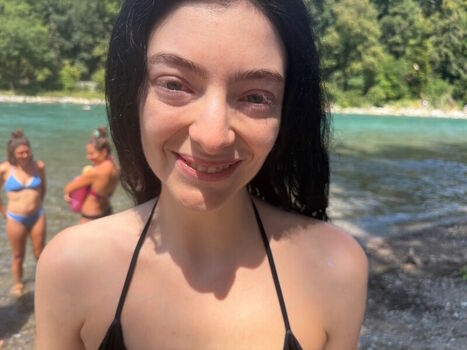 Full leaked Ana lorde private onlyfans photo