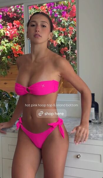 Full leaked Ana pacella private onlyfans photo