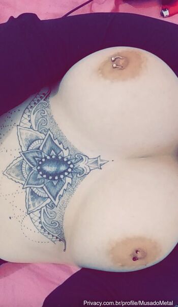 Full leaked Oliviauncovered/ private onlyfans photo