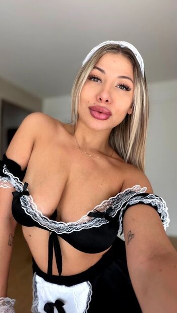 Full leaked Anabellabugai private onlyfans photo