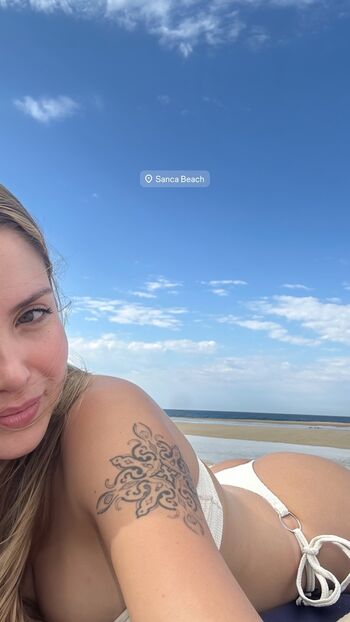 Full leaked Anacgomesl private onlyfans photo