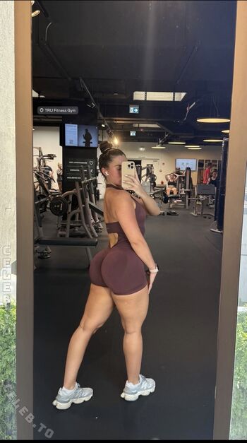 Full leaked Analena lz private onlyfans photo