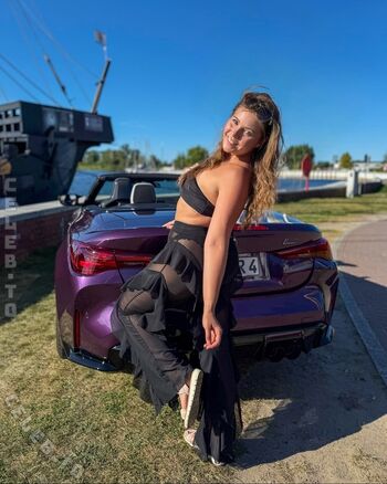 Anastasia_rose_official