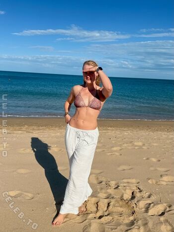 Full leaked Aneketbn private onlyfans photo