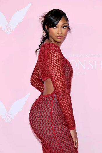 Full leaked Angel reese s private onlyfans photo