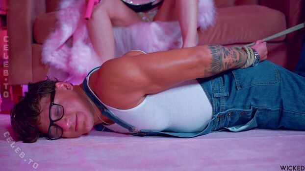 Angel Youngs