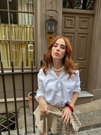 Angela Scanlon