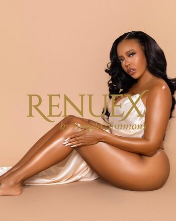 Angela Simmons