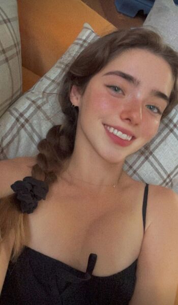 Full leaked Angelwoof private onlyfans photo