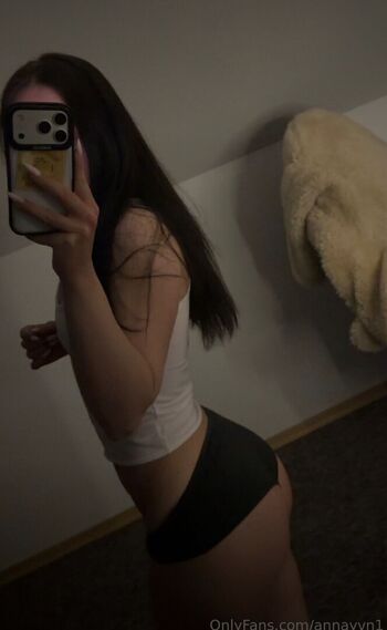 Full leaked Nicole neuman/ private onlyfans photo