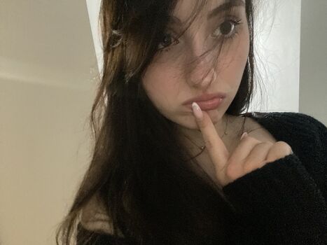 Full leaked Badshy lyra/ private onlyfans photo