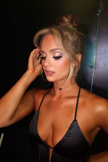 Full leaked Anna jay private onlyfans photo