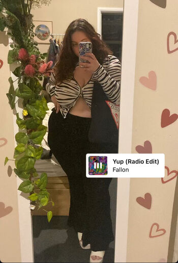 Full leaked Annabelle r page private onlyfans photo