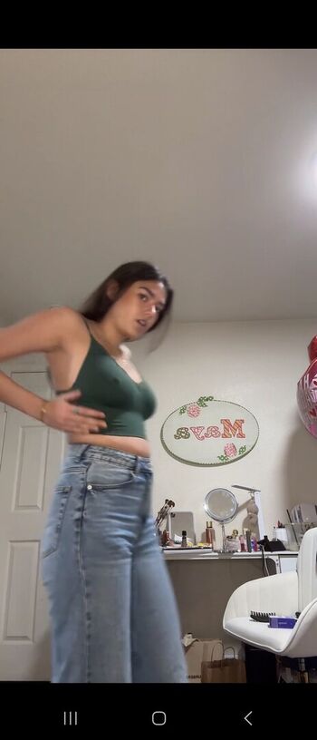 Annalise Schmilinsky