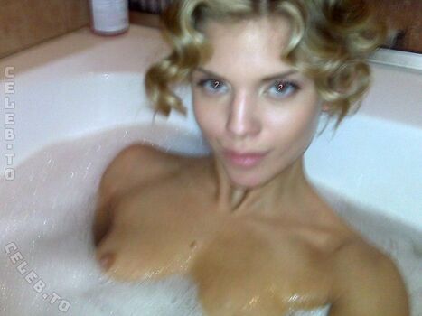 AnnaLynne McCord