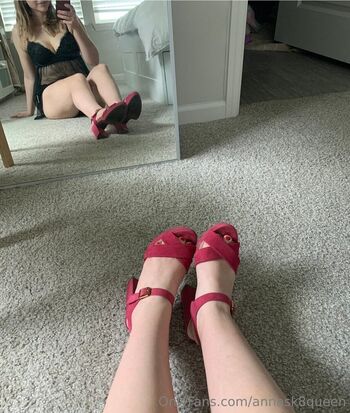 Full leaked Annaoswald page private onlyfans photo