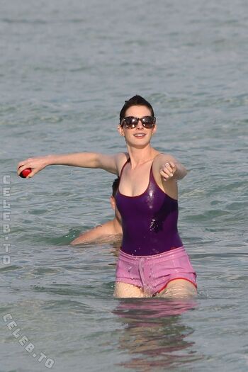Anne Hathaway