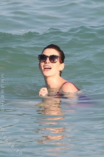 Anne Hathaway