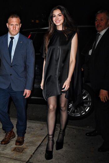 Full leaked Anne hathaway page private onlyfans photo