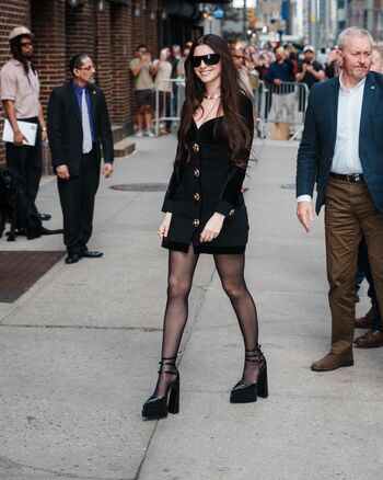 Full leaked Anne hathaway page private onlyfans photo
