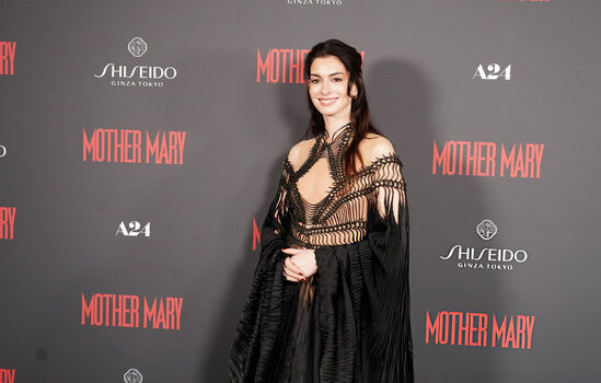 Full leaked Anne hathaway page private onlyfans photo